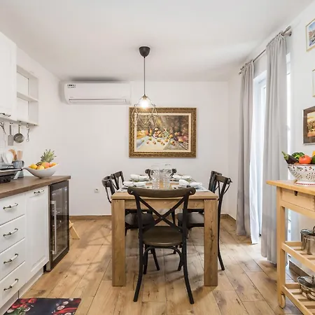 Lejlighed 2 Bedroom Amazing In