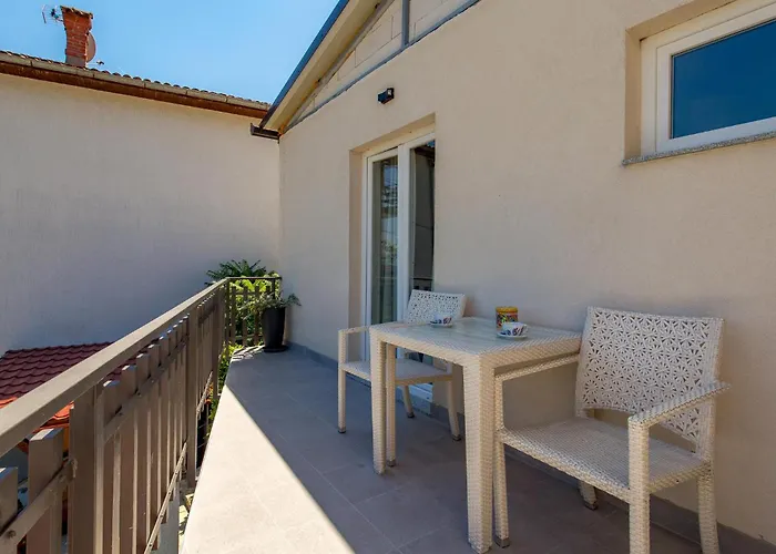Awesome In With Wifi Apartament